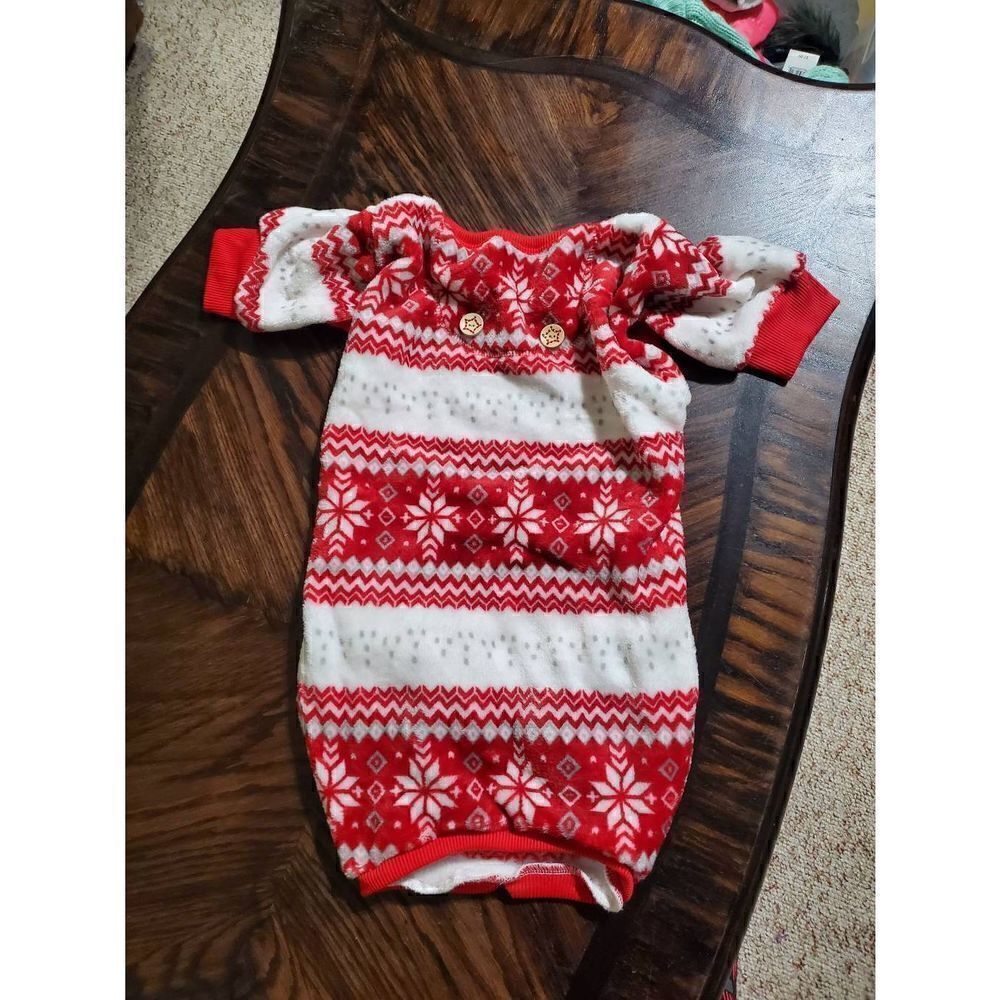 NEW WITH TAGS KYEESE PET WEAR